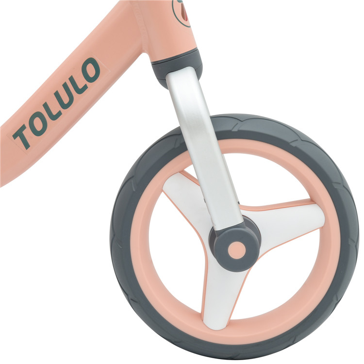 אופני איזון אלומיניום קלים במיוחד עם גלגלי גומי ורוד — תמונה 6