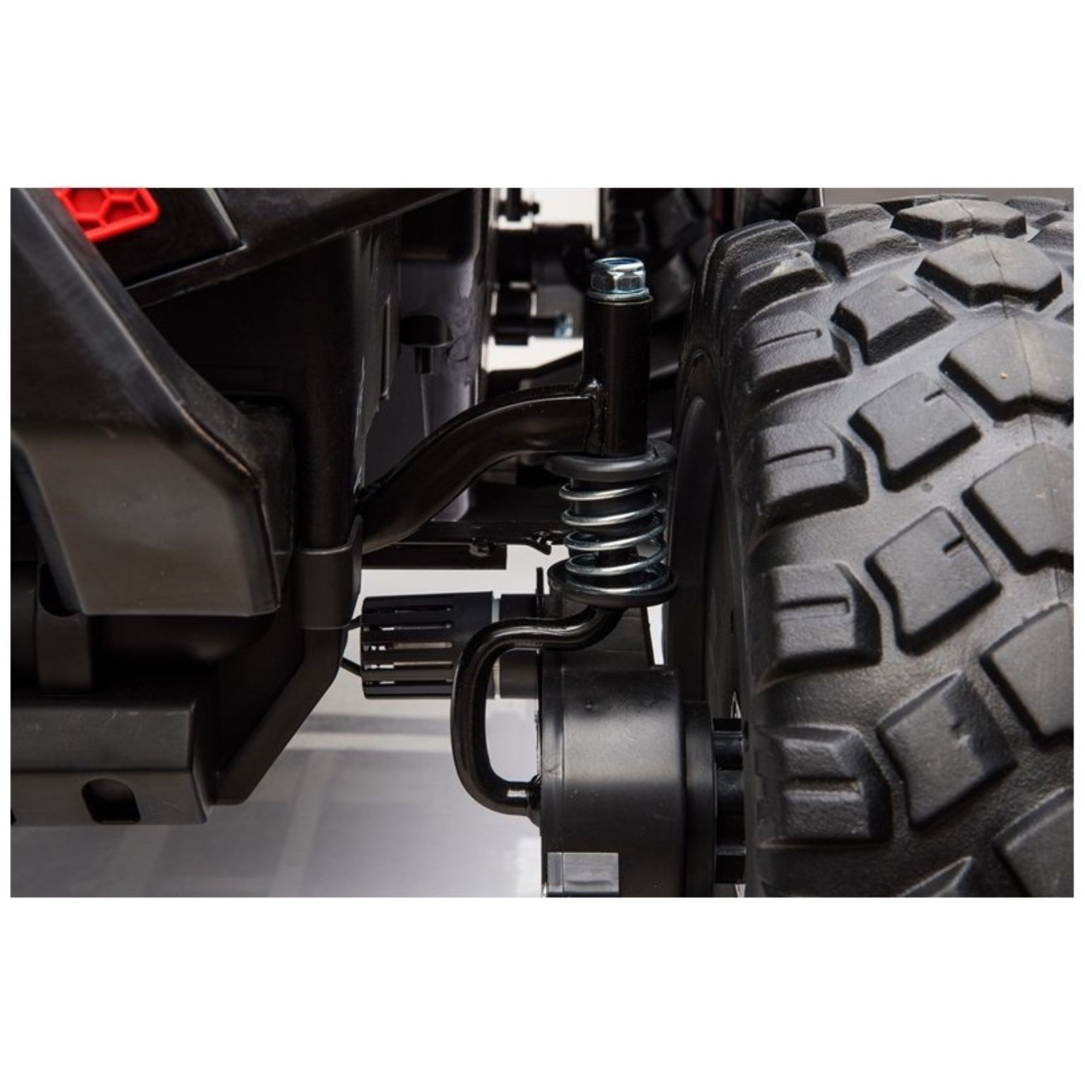 קלאש ב - ג’יפ שטח ממונע 4X4 אמיתי לילדים עם ריפודי עור ושלט חכם – 24 וולט ורוד — תמונה 4